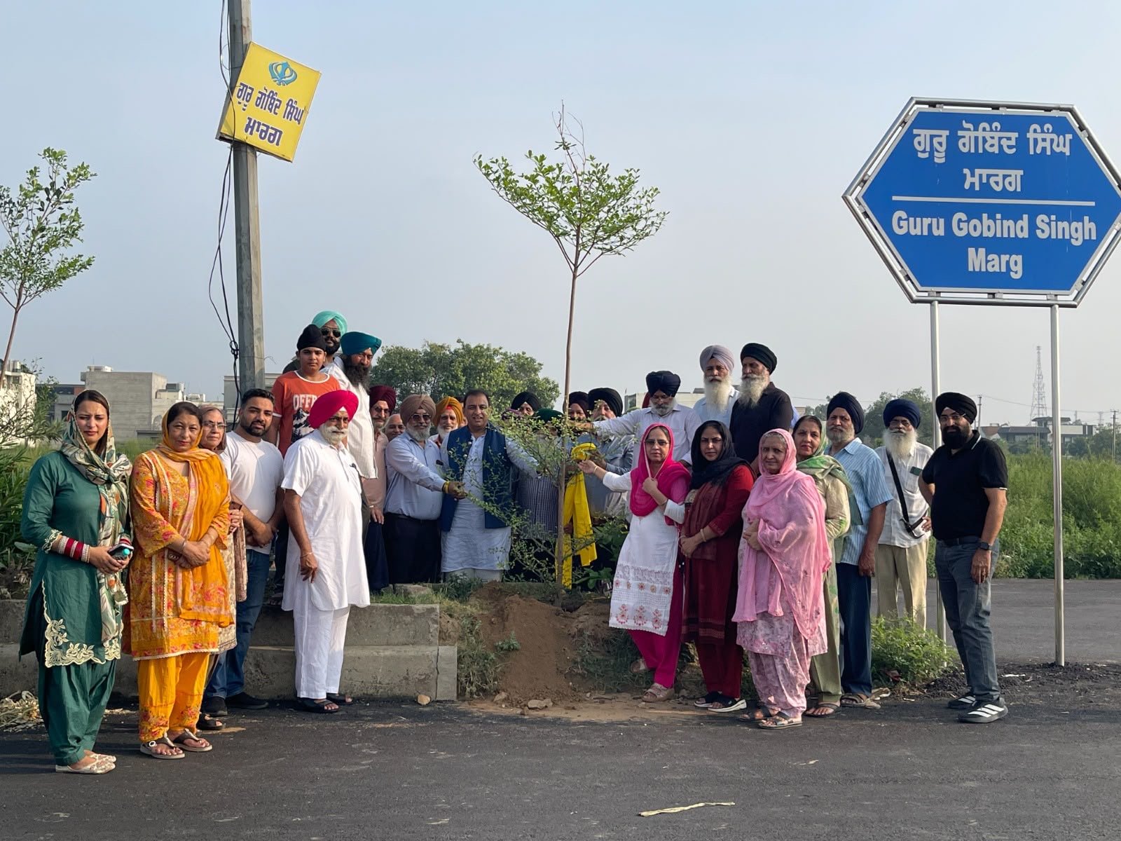 जालंधर के सूर्या एन्क्लेव में चलाया गया पौधारोपण अभियान, नितिन कोहली ने की शिरकत
