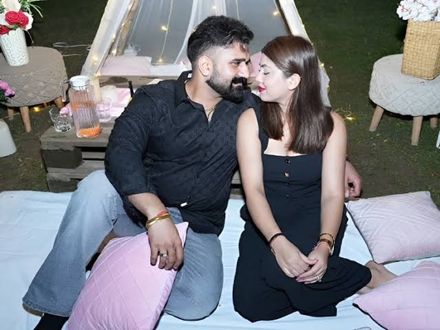 कबड्डी मैच में आएं गैंगस्टरों ने फ़ोटो खिंचवाने का कहकर मारी सिर में गोलियाँ-मौत