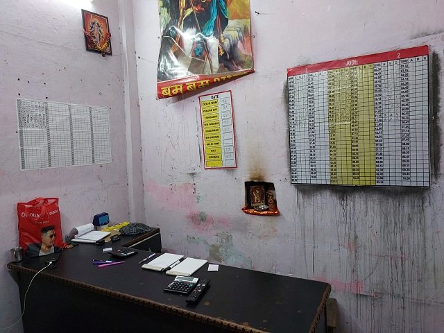 सट्टेबाज़ गगन-मनु ने साथियों सहित खोली लाटरी की 100 दुकानें कंगाल कर रही सेंट्रल हलके के लोगों को