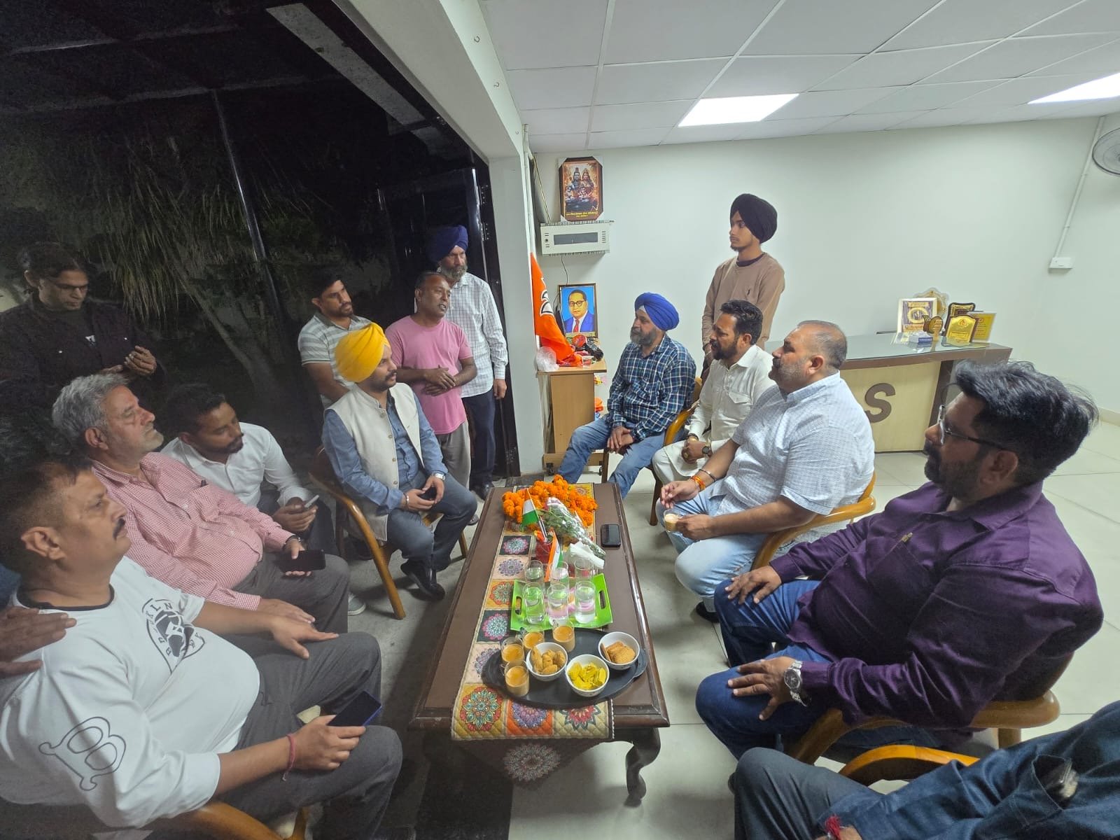 अर्बन एस्टेट में C-7 फाटक खुलने पर पूर्व सांसद सुशील रिंकू का इलाके के लोगों ने किया स्वागत