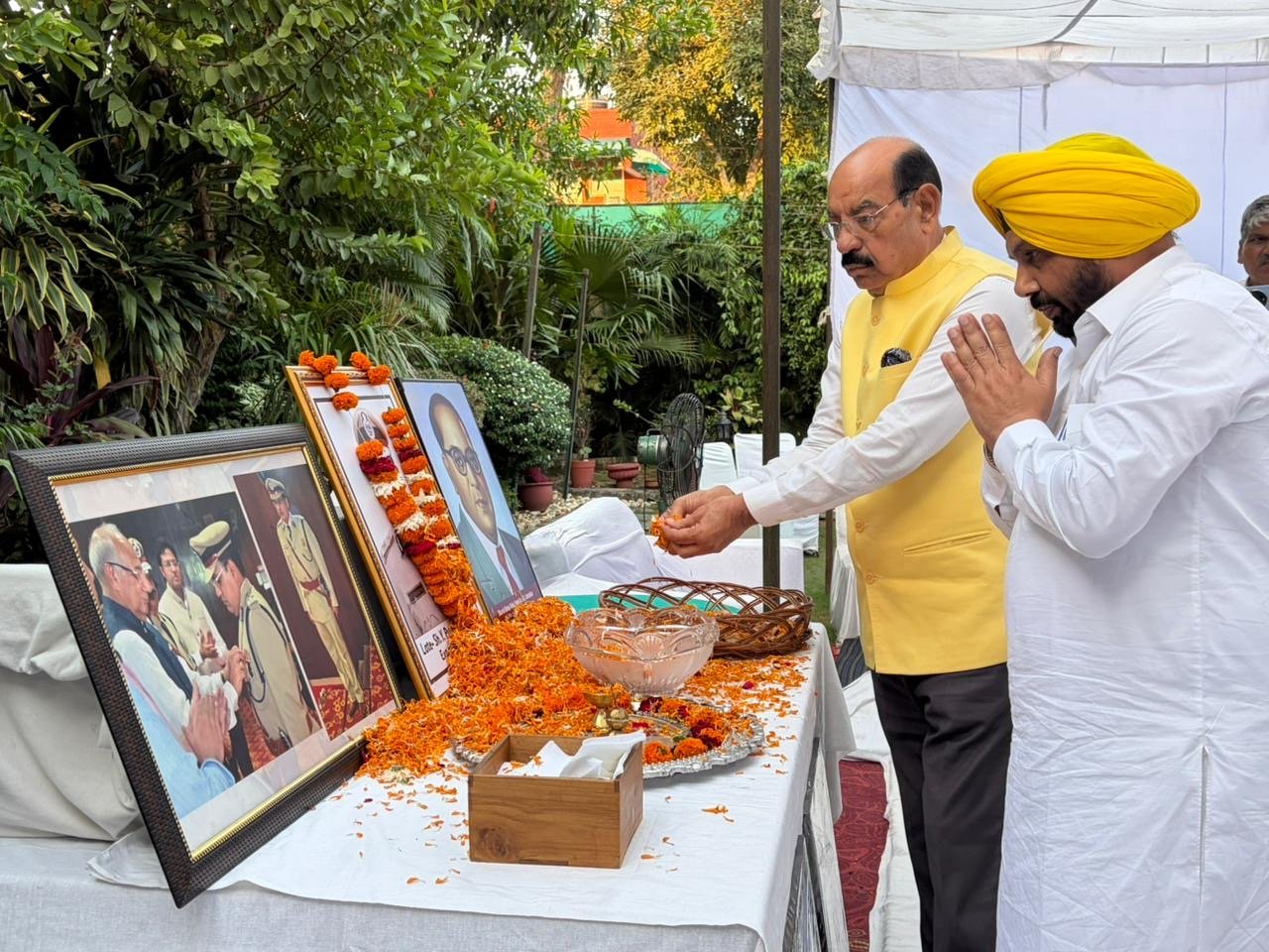 केबिनेट मंत्री मोहिंदर भगत ने वाई पूर्ण कुमार को किए श्रद्धासुमन अर्पित