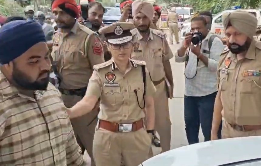 पुलिस कमिश्नर धनप्रीत कौर-अचानक पहुँची नाकों पर किया ये काम