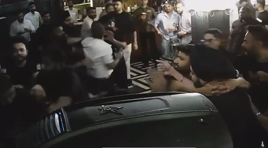 NOTORIUS रेस्टोरेंट आख़िर रात 2:30 मिनट तक किसकी शह पर खुला था,अब लाईसेंस रद्द करने की तैयारी शुरू