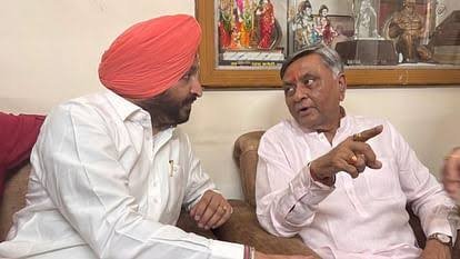BJP नेता मनोरंजन कालिया के घर बम फैंकने वाले गिरफ्तार