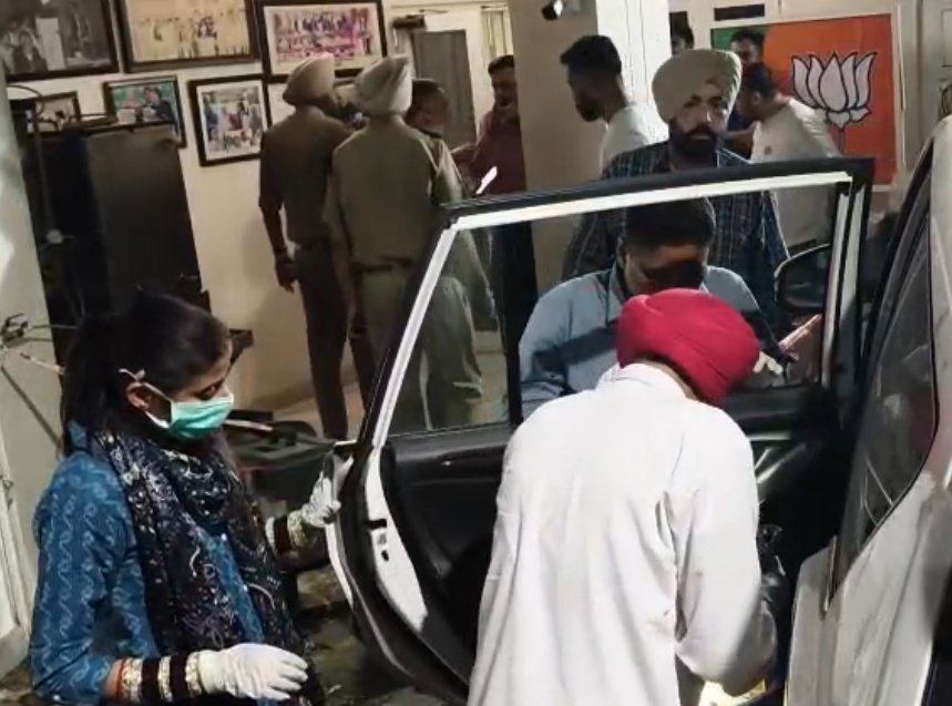 पंजाब-जालंधर में सीनियर भाजपा नेता को आतंकियों द्वारा बम से उड़ाने का प्रयास,घर में फैंका ग्रेनेड