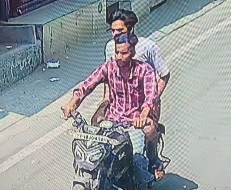 जालंधर में लूट की वारदात-4 लोग भी नहीं पकड़ पाए लुटेरा