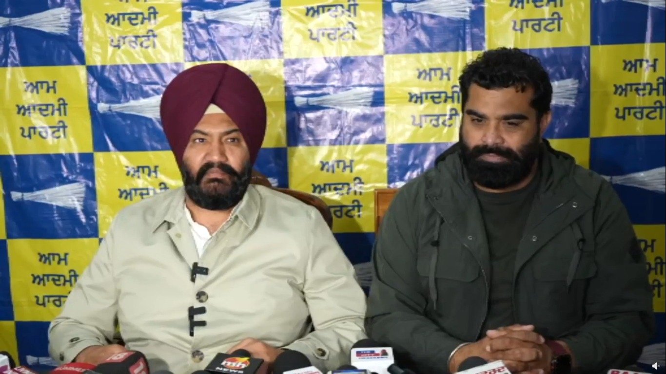 बादल परिवार ने एसजीपीसी को भ्रष्टाचार का अड्डा बना दिया,गुरु की गोलक और लंगर की कनक तक नहीं छोड़ी: तलबीर सिंह गिल