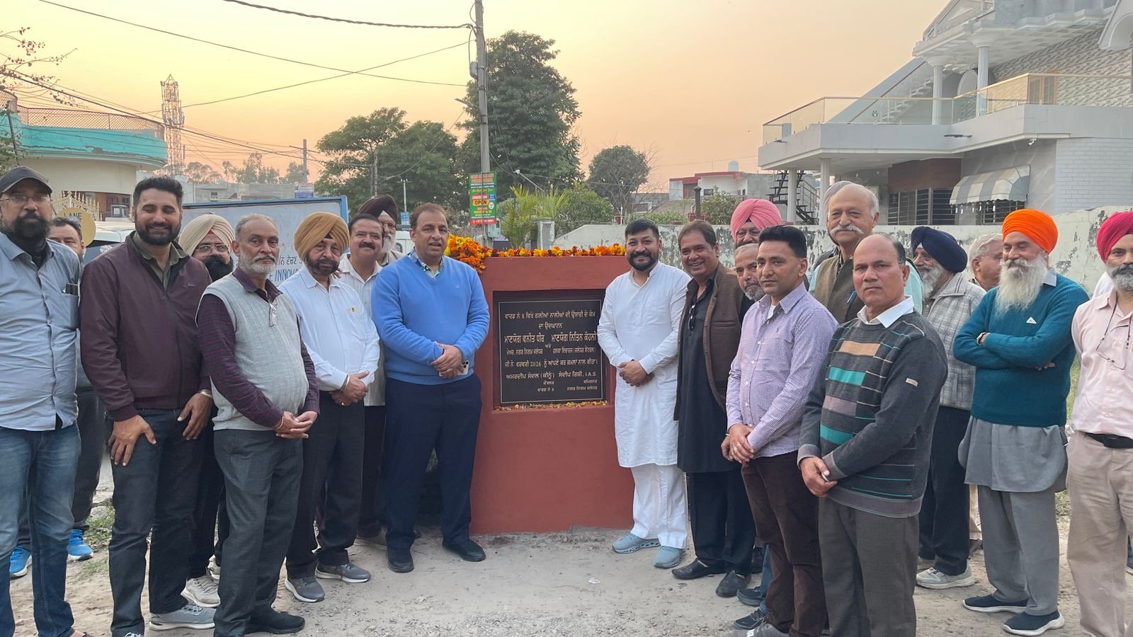 शीर्षक: ₹35.31 लाख की लागत से वार्ड नंबर 8 में सड़क का उद्घाटन, नितिन कोहली बोले – “हर गली तक पक्का विकास पहुंचाना हमारा लक्ष्य”